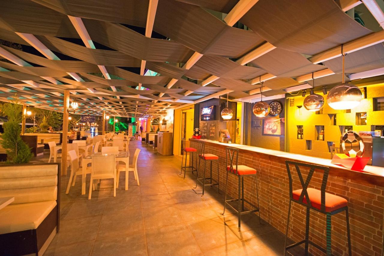 גומבט Sky Star Hotel מראה חיצוני תמונה