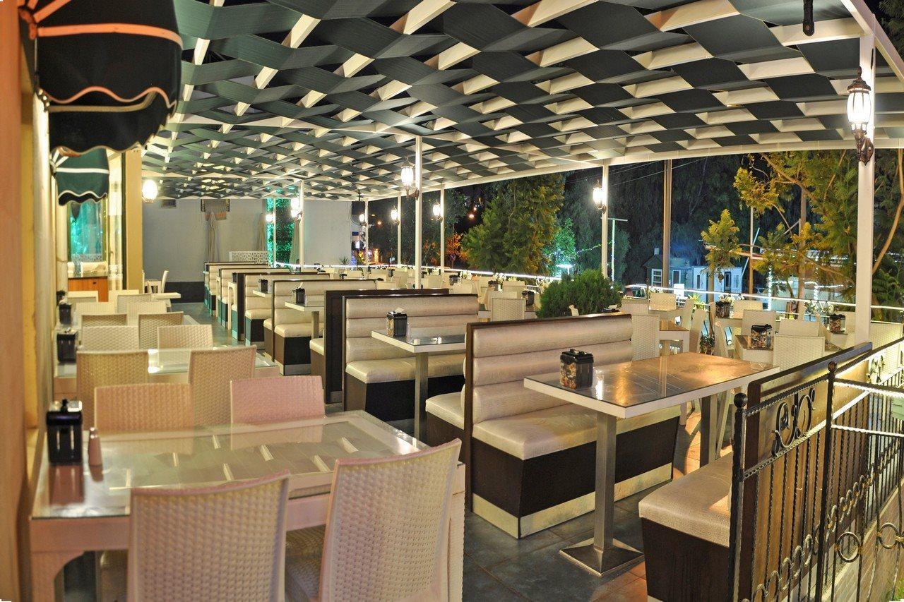 גומבט Sky Star Hotel מראה חיצוני תמונה